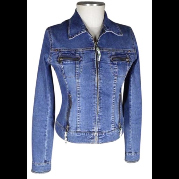 denim jacket with zipper front
